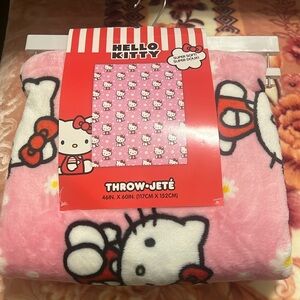 HELLO KITTY PINK DAISY BLANKET